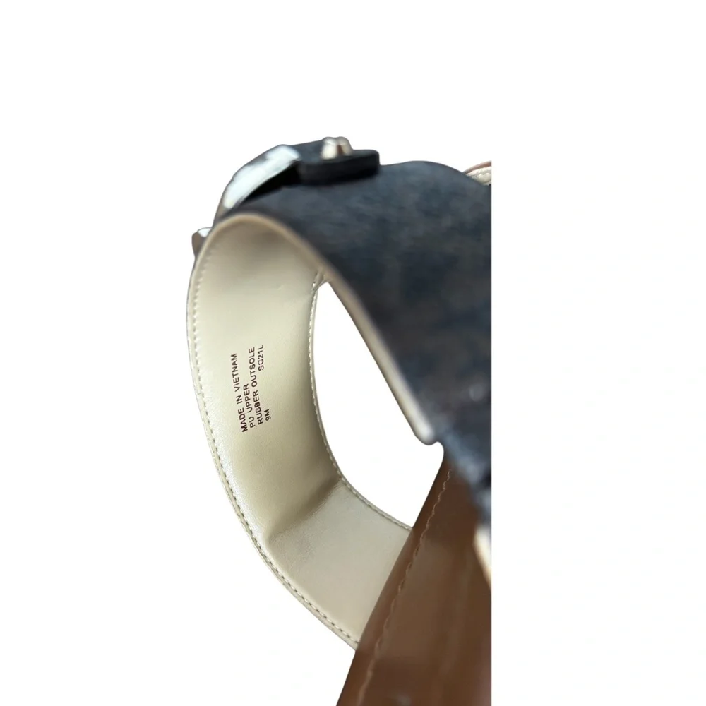 Michael Kors Sz 9 MK Izzy Logo Embellished Print Canvas Sandals - Picture 10 of 10